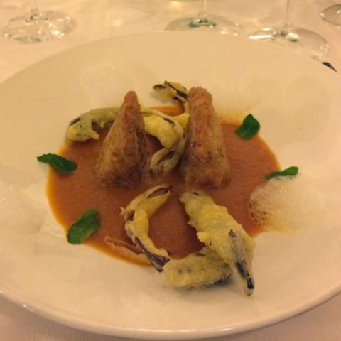 Crocchette di riso e baccalà, radicchio tardivo, menta e zenzero